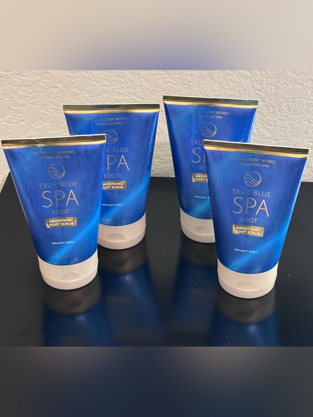 LOT OF 4~TRUE BLUE SPA~Bath & Body Works~SMOOTHING FOOT SCRUB~Walnut Shell~4 oz